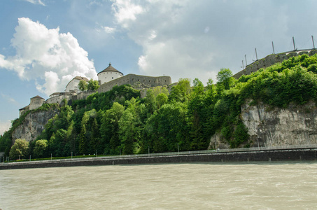 悬崖 城堡 欧洲 古老的 标签 城市 美丽的 要塞 阿尔卑斯山