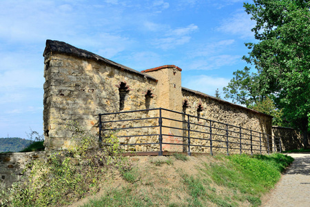 最古老的石头防御建筑