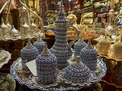 伊斯坦布尔香料集市，多彩的土耳其传统厨具