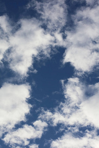天空与气泡云背景高质量印刷品图片