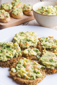  burger of quinoa with guacamole