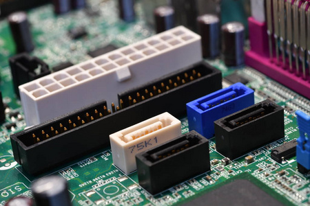 纳米技术 连接 微处理器 电子学 港口 记忆 电容器 微芯片