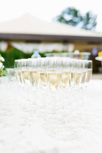  glasses of champagne on the buffet table