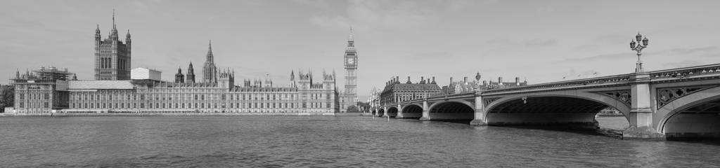 伦敦景色，黑白相间