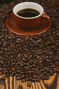 咖啡杯和咖啡豆背景