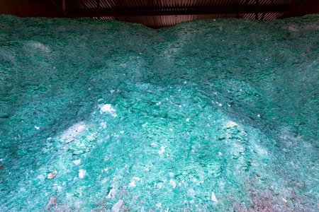 工业用废玻璃回收形象,碎玻璃回收利用.照片