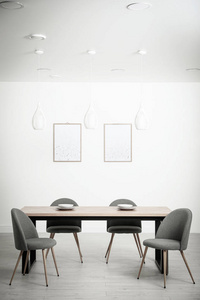 现代木质室内餐桌图片
