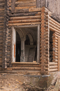 古老的 破坏 建筑学 房子 建设 乡村 被遗弃的 建筑 毁了