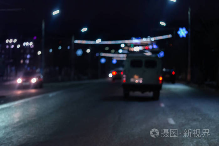 夜街汽车交通的散焦图片 从道路上看 多彩的夜生活背景 照片 正版商用图片27dv9z 摄图新视界 夜街汽车交通的散焦图片 从道路上看 多彩的夜生活背景 照片 正版商用图片27dv9z 摄图新视界