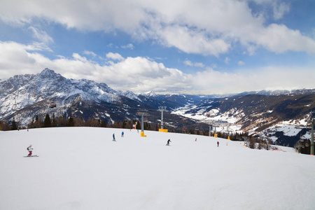 场景 运动 冬天 滑雪 求助 滑雪板 美丽的 全景图 自然