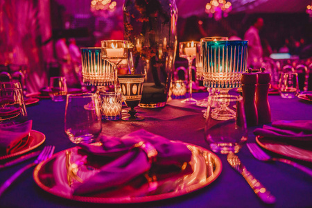 玻璃 蜡烛 奢侈 结婚 酒杯 晚餐 宴会 优雅 餐饮 吃饭