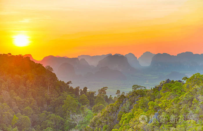 以图搜图id:27fogn授权范围商业用途,可用于营利性