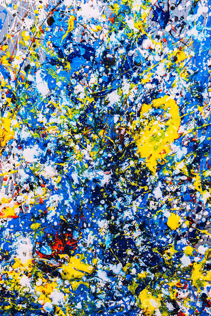 抽象表现主义 用滴水技巧画的画 混合不同颜色的红黄蓝白黑 垂直方向 照片 正版商用图片27gdpp 摄图新视界