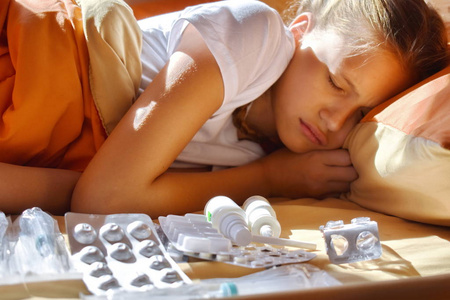 痛苦的孩子图片