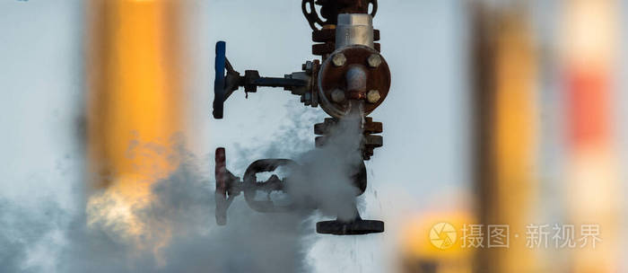 工厂液压系统阀门损坏热液泄漏