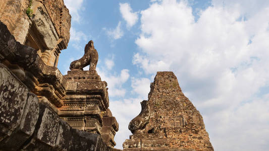 古代高棉佛教寺院建筑遗址