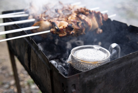 食物 猪肉 烤的 晚餐 茶壶 火焰 夏天 烹调 烤架 木炭