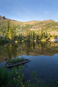 高山湖泊