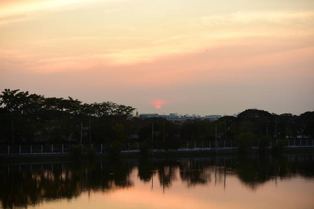 美丽的 风景 建筑 旅行 建筑学 轮廓 日出 夏天 傍晚