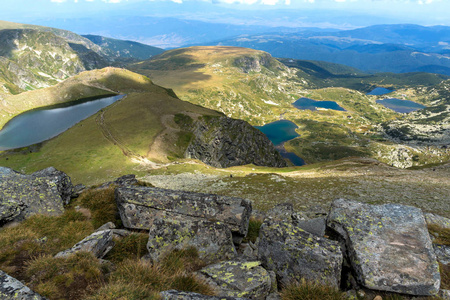 保加利亚瑞拉山七里拉湖图片
