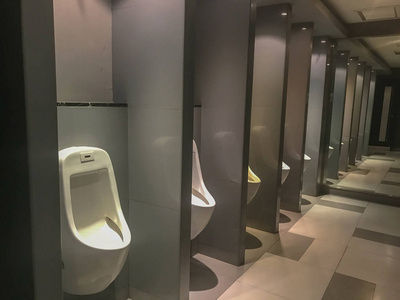 酒店卫生间图片