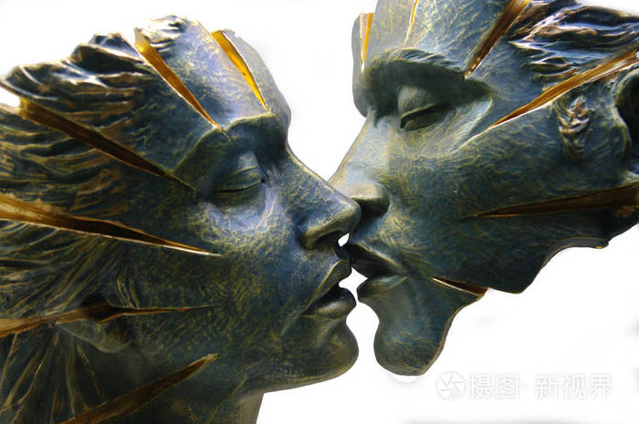 雕塑之吻男人和女人脸情人节礼物一天爱的象征