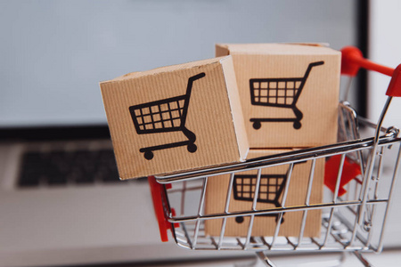 消费者只需通过网络浏览器点击几下就可以直接从家里或办公室购买东西