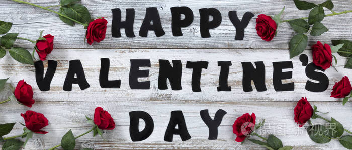 happyvalentinesdaywithlargeletterssurroundedbyredroses