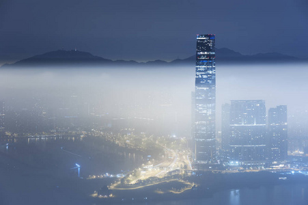 夜幕下的香港城市天际线图片