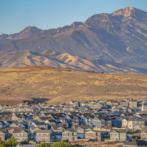 犹他谷广场大型现代住宅小区