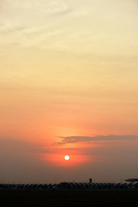早晨 颜色 旅游业 阳光 海洋 太阳 傍晚 天空 风景 机场