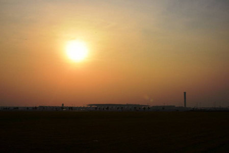 暮光 日落 黄昏 环境 颜色 太阳 早晨 日出 夏天 机场