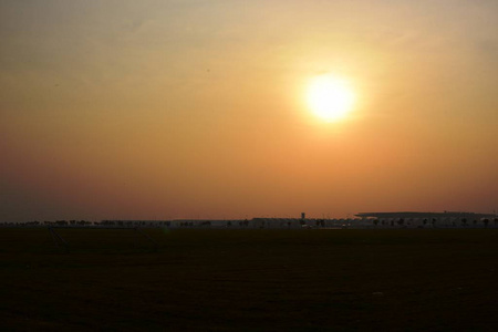 机场 风景 季节 阳光 场景 早晨 自然 夏天 日出 美丽的