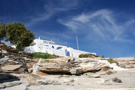 旅游业 地中海 房子 海洋 岩石 希腊语 酒店 假日 美丽的