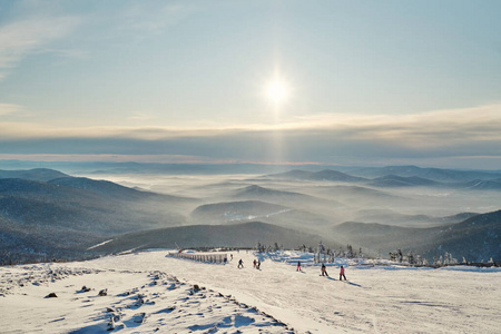 季节 小山 冰川 美丽的 冻结 滑雪板 风景 全景图 闲暇