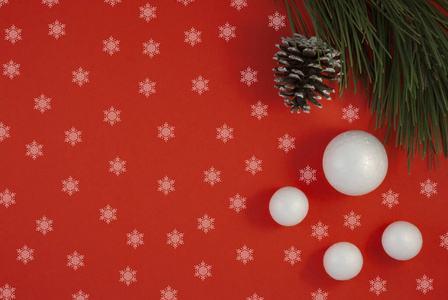 圣诞快乐，节日快乐贺卡，相框，横幅，松果和装饰雪球