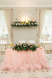 婚礼和假日的装饰理念，花卉布置