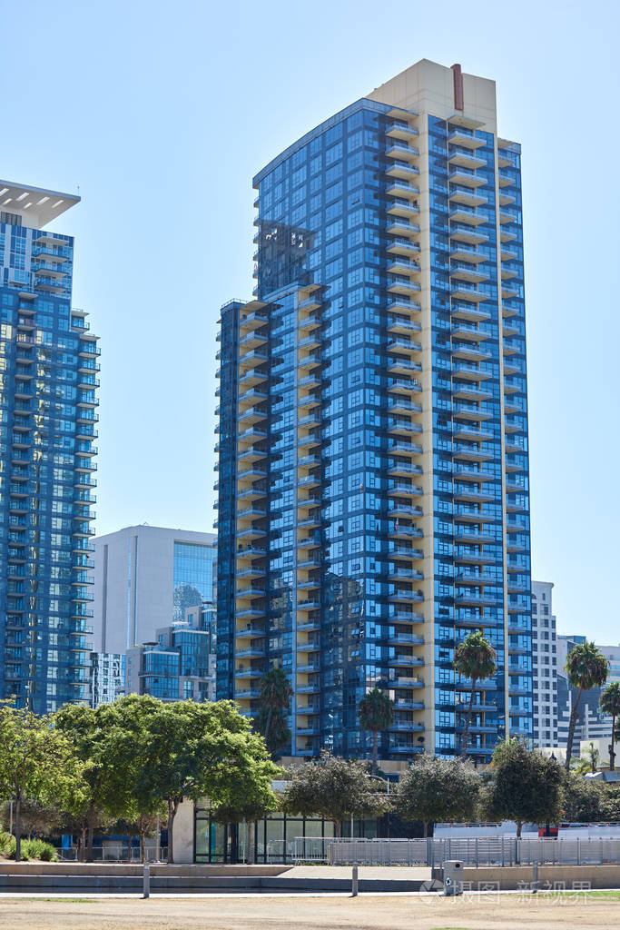 圣地亚哥的住宅楼照片-正版商用图片27tez9-摄图新视界