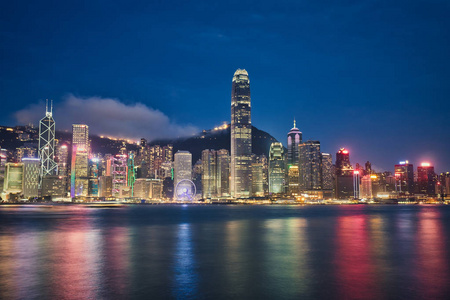 香港与蓝色时光
