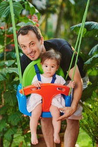 Dad with young daughter 