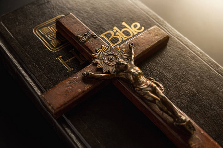 基督教圣经上的十字架图片
