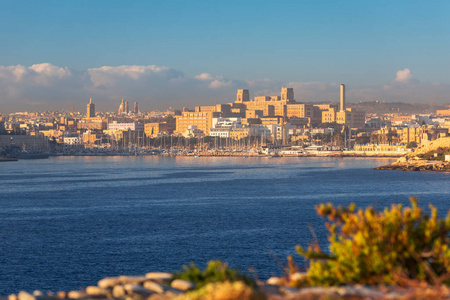 海岸 旅游业 欧洲 地标 城市景观 地中海 假期 首都 海岸线