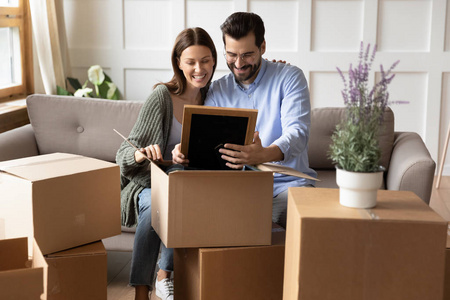 心脏在打开箱子图片