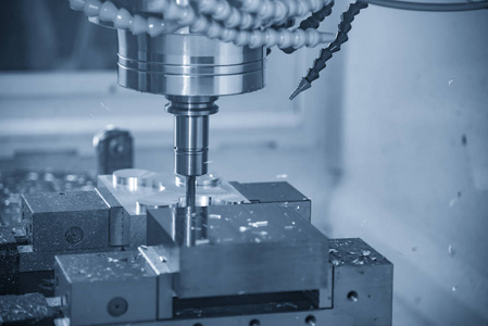 注塑模具数控铣床精切注塑模具零件.照片