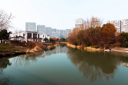 反射 房子 旅行 建筑 街道 天际线 天空 旅游业 城市景观