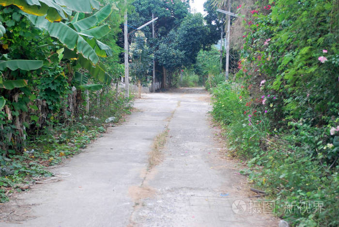 被遗弃的 坑洞 道路 街道 天坑 修理 运输 旅行 混凝土