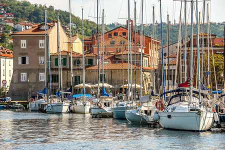 夏天 港口 意大利语 帆船 奢侈 城市 欧洲 海岸 亚得里亚海