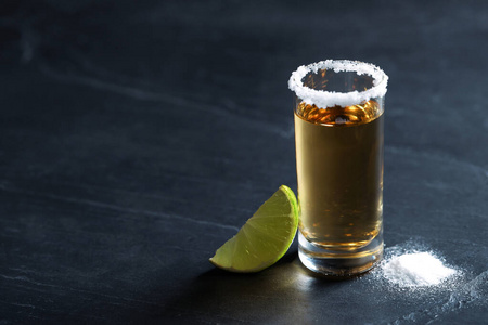 复制 酒吧 鸡尾酒 精神 水果 桌子 庆祝 液体 冷藏 墨西哥