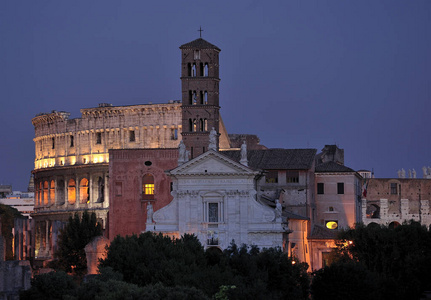 罗马人 意大利语 纪念碑 旅行 城市 傍晚 论坛 建筑 罗马