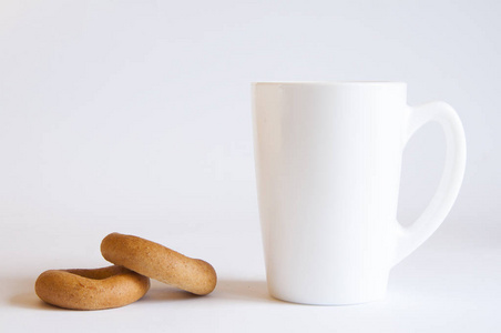 茶杯 茶托 早晨 瓷器 杯子 牛奶 空的 陶瓷 食物 咖啡馆